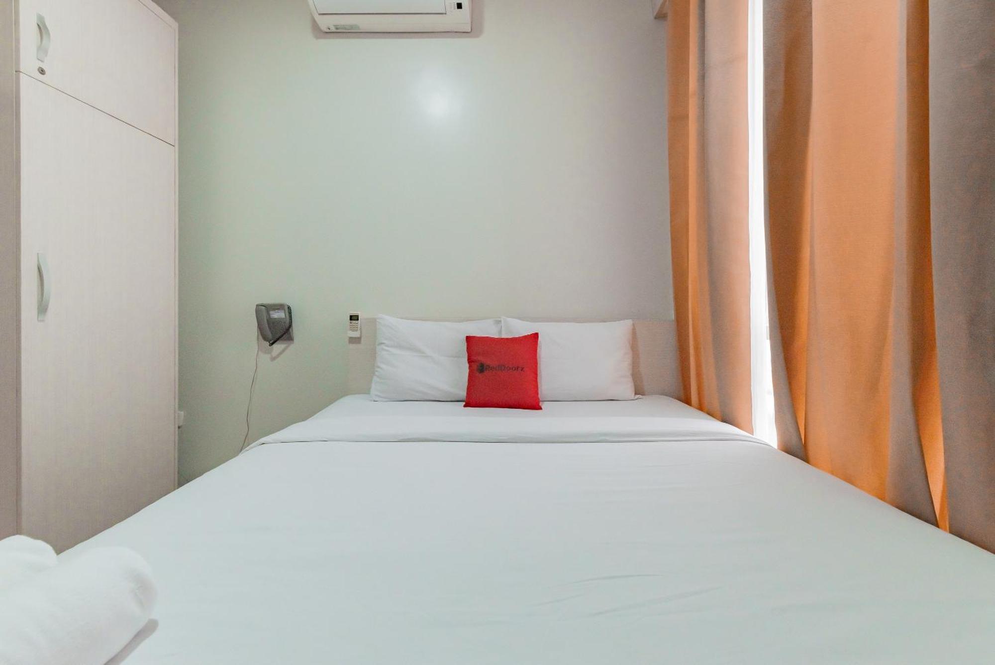 Reddoorz Near Pasar Baru Bandung Hotel Luaran gambar